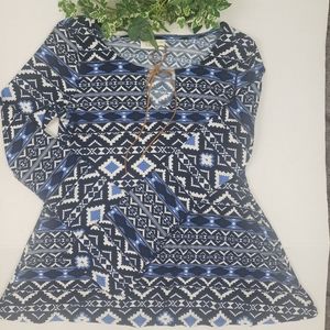 Bobbie brooks native pattern long sleeve top